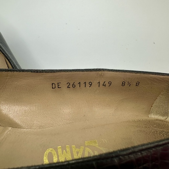 Salvatore Ferragamo heels - Picture 2 of 8